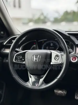 Honda Civic Touring Sedan 2019 White
