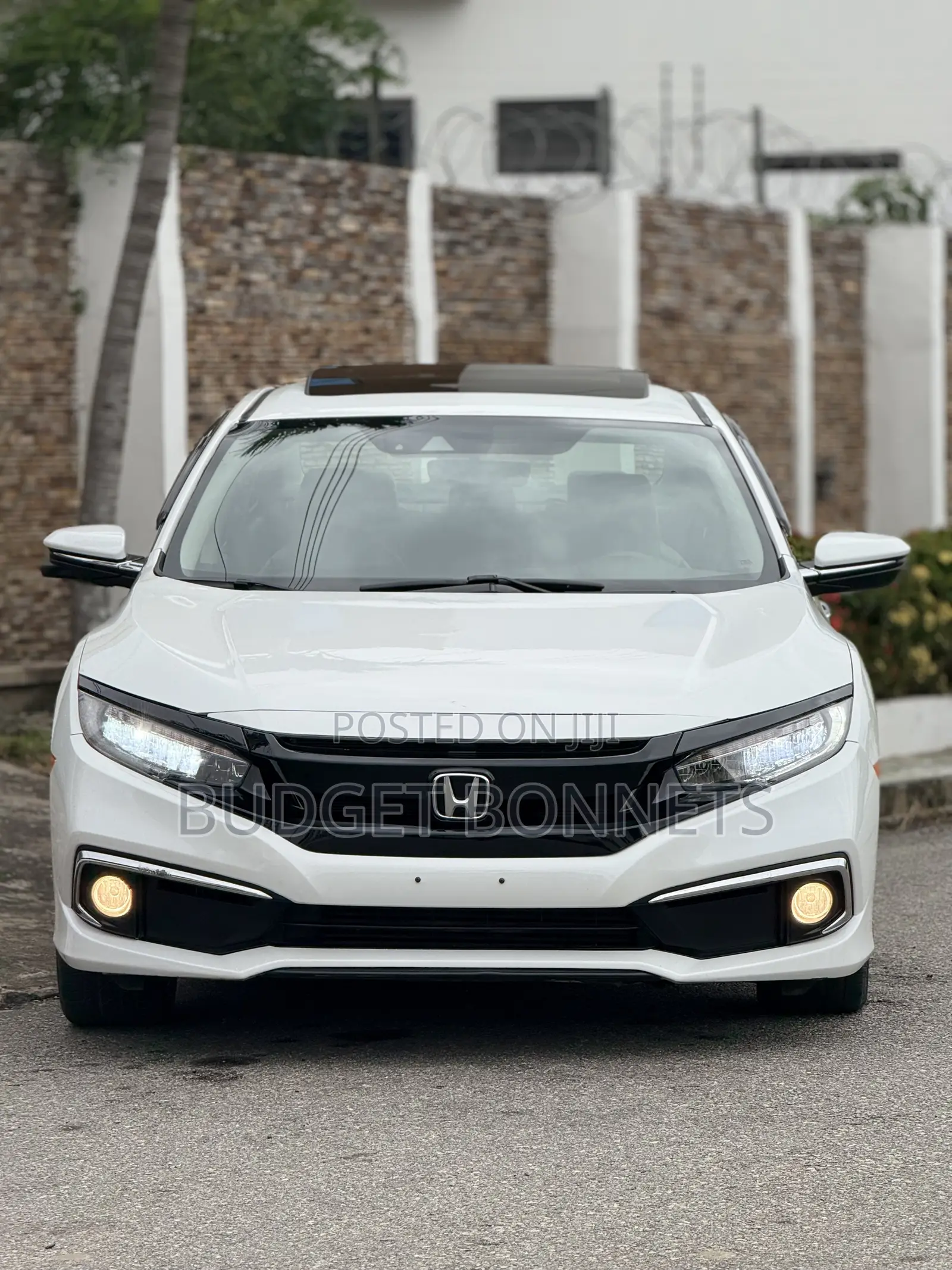 Honda Civic Touring Sedan 2019 White