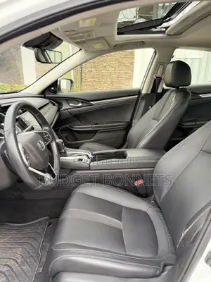 Honda Civic Touring Sedan 2019 White