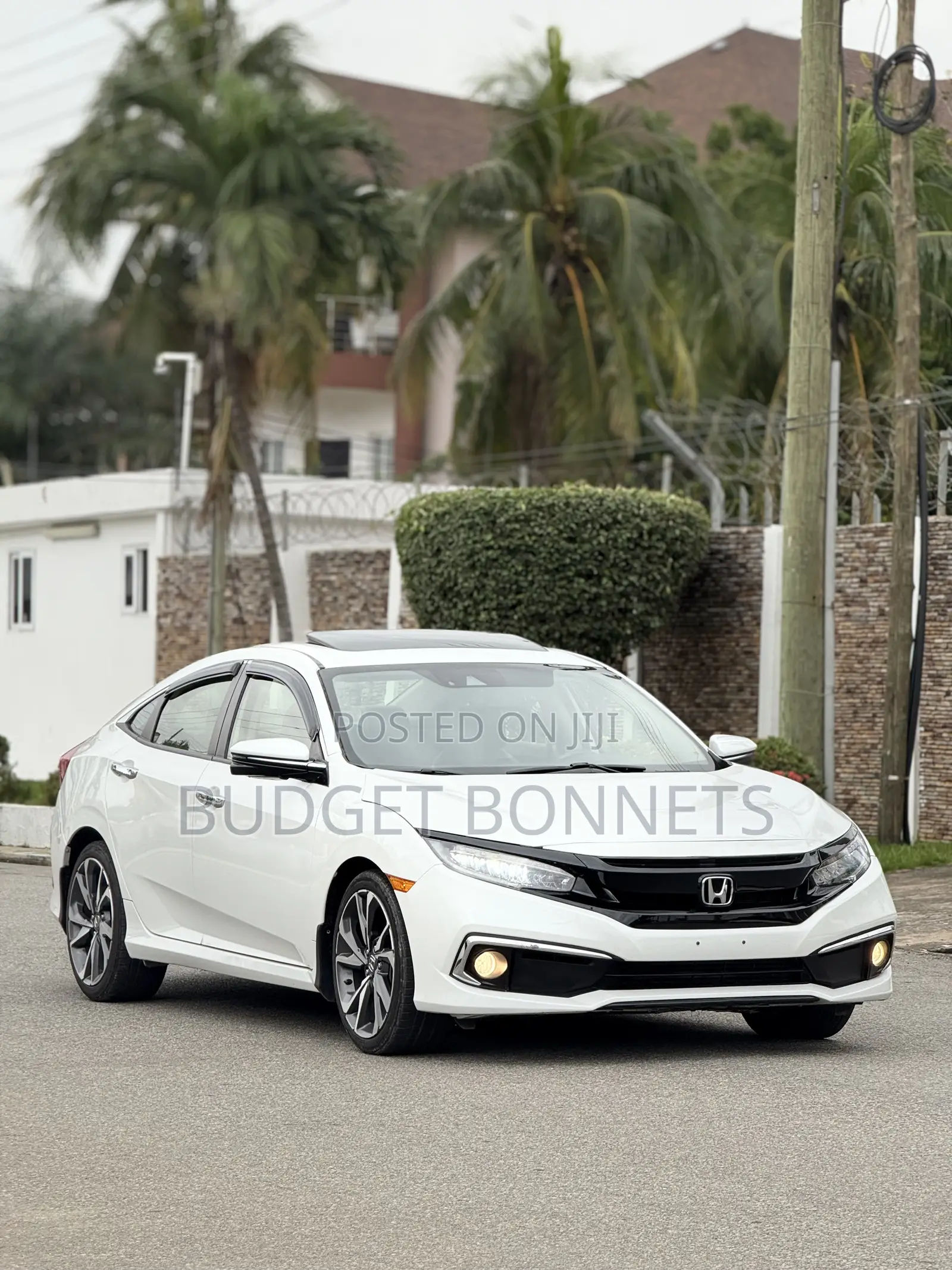 Honda Civic Touring Sedan 2019 White