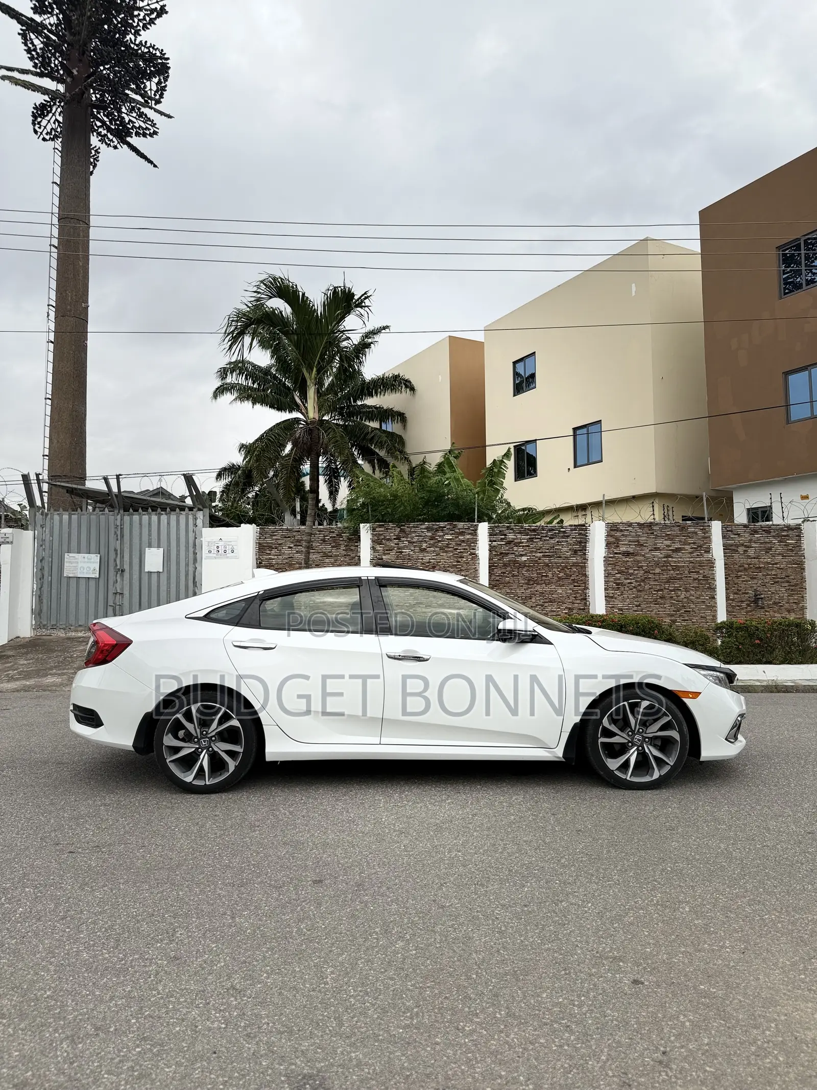 Honda Civic Touring Sedan 2019 White