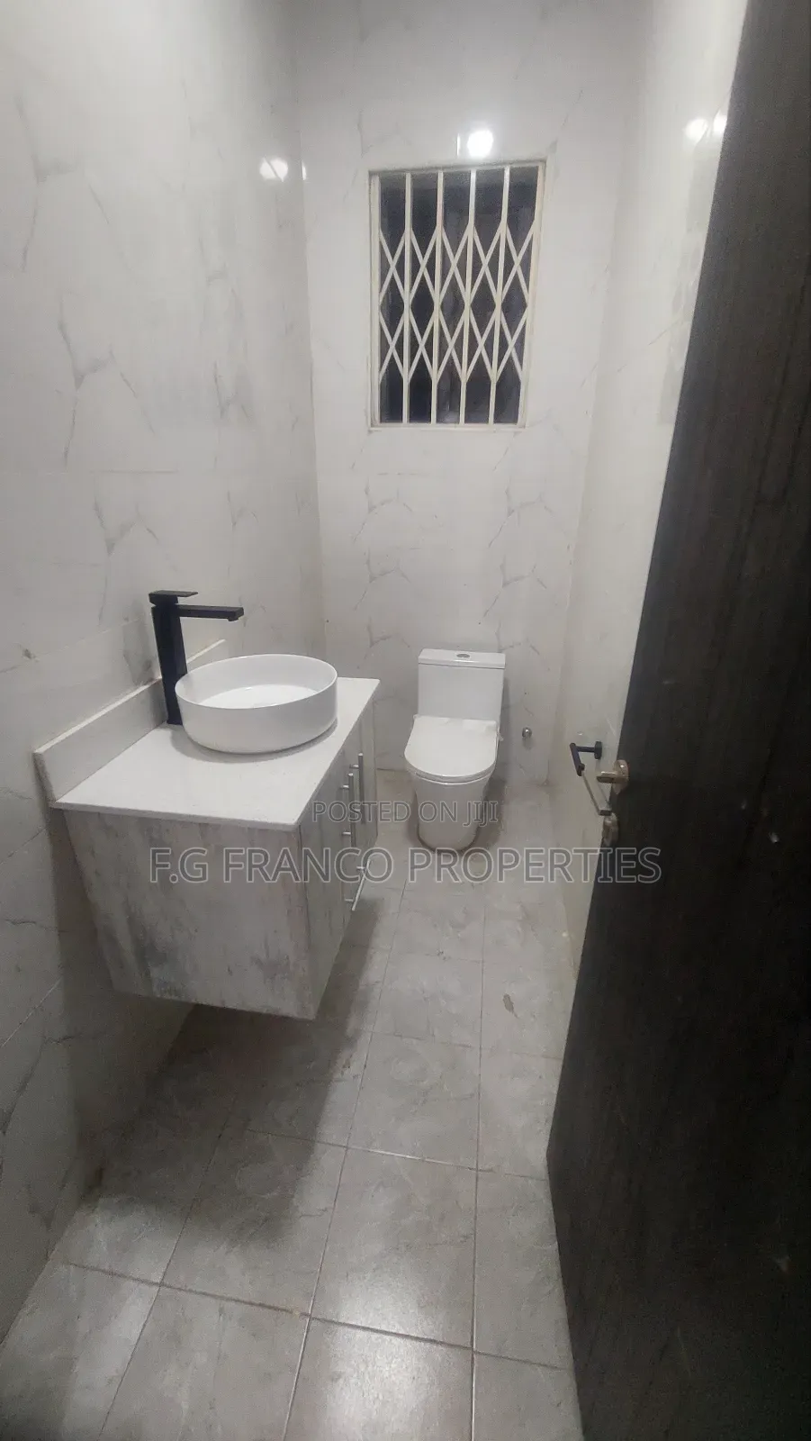 2bdrm Apartment in Kg.Franco Properties, Spintex for rent