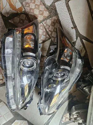 Lexus Ct Headlight Available