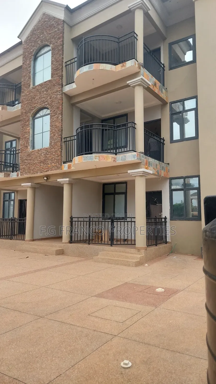 2bdrm Apartment in Kg Franco Properties, Sakumono for rent