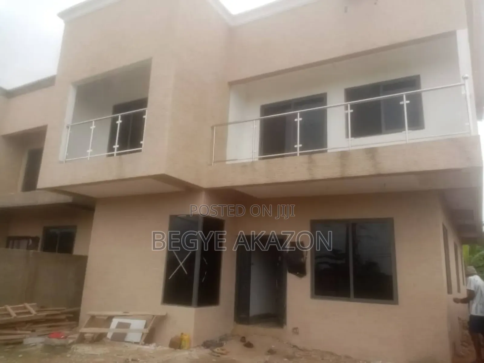 4bdrm House in Begye, Adenta for sale