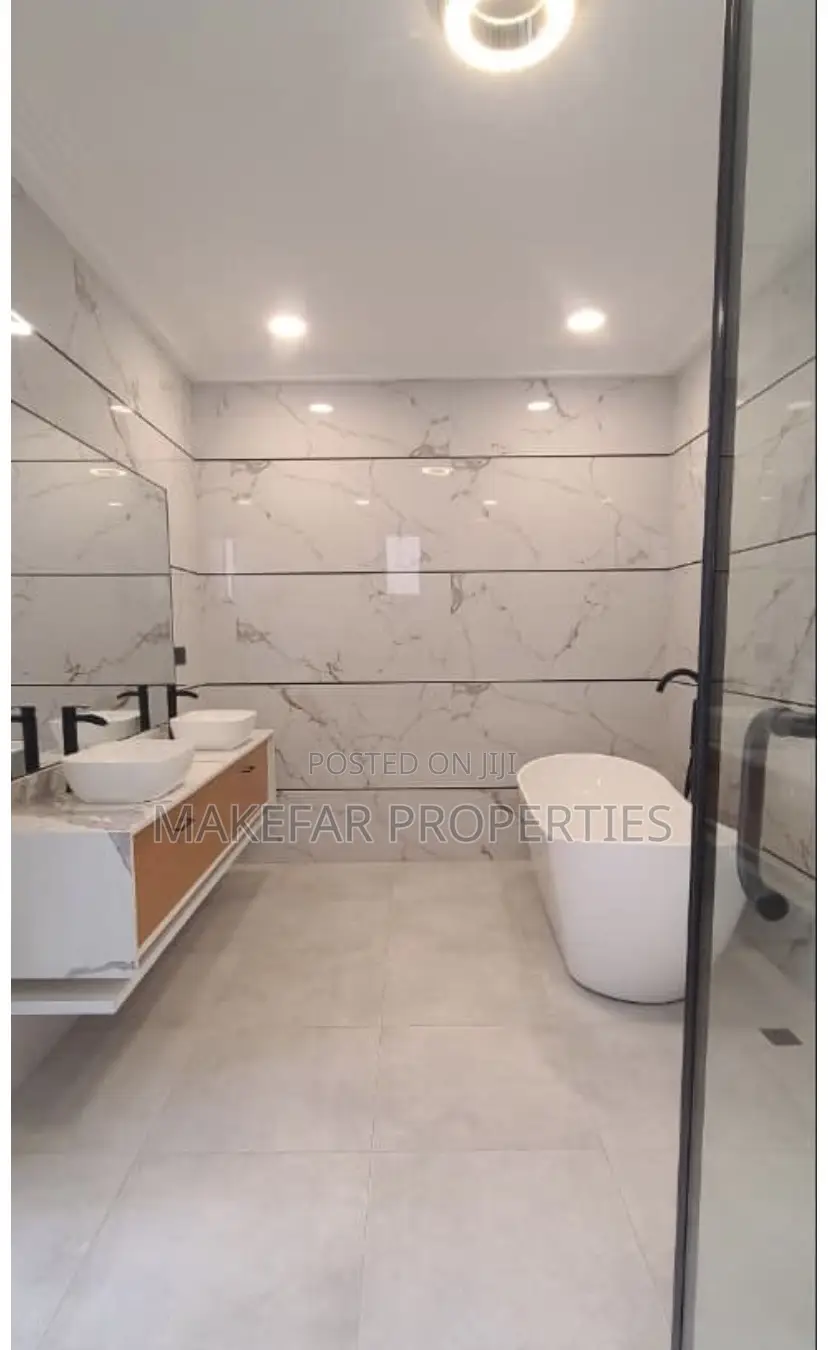 4bdrm House in East Legon for sale