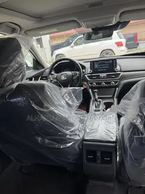 Honda Accord Touring 2018 White