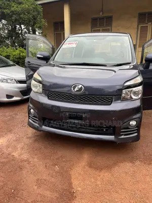 Toyota Voxy 2013 Blue