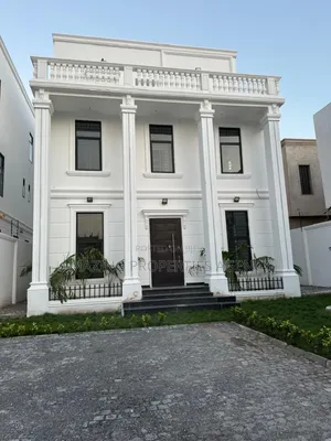 5bdrm House in East Airport for sale
