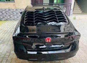 Honda Civic 2017-2019 Back Glass Shade