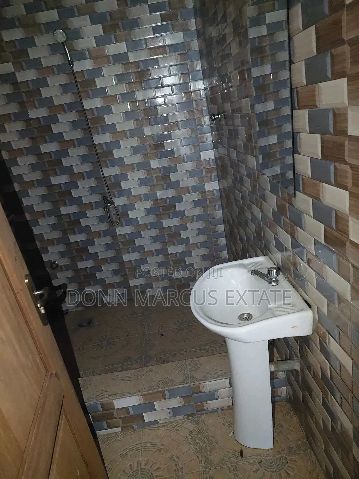 1bdrm Apartment in Don Marcus'S Estate, Kumasi Metropolitan for rent