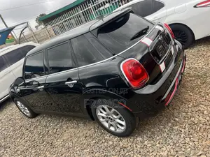 Mini Cooper 2018 Black