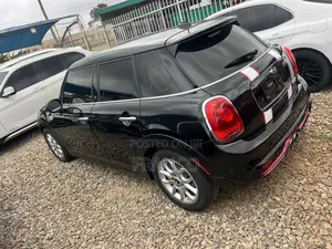 Mini Cooper 2018 Black