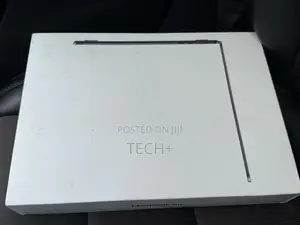 New Laptop Apple MacBook Air 2025 M4 13-Inch 16GB Apple M4 SSD 256GB