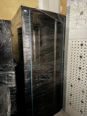 42u Rack Cabinet (800x1000) Glass Door