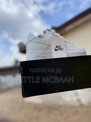 Nike Air Force 1