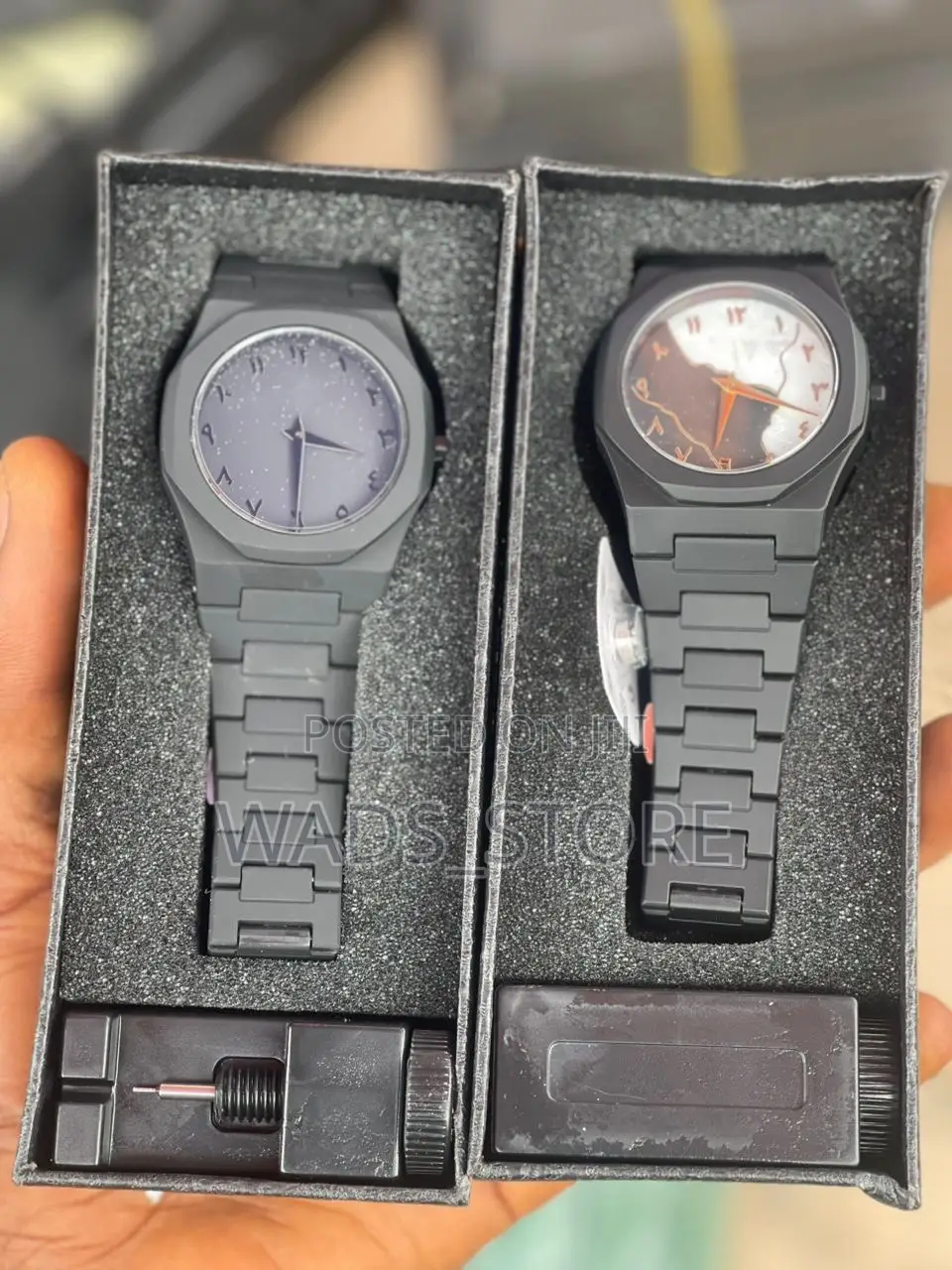 Black Arabic Aura Watch