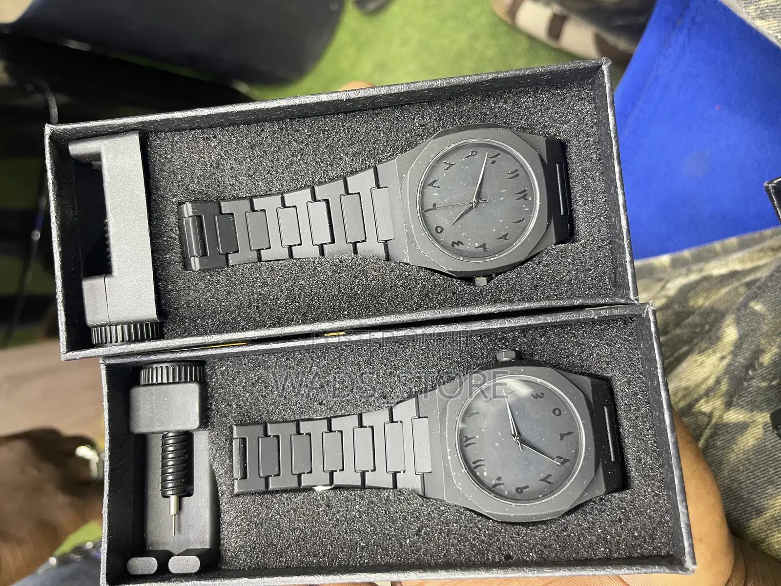 Black Arabic Aura Watch