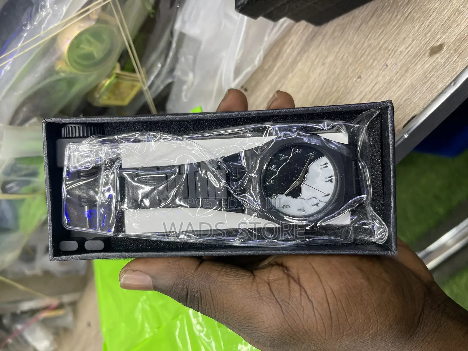 Black Arabic Aura Watch