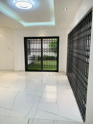 4bdrm House in Airport Residential Area for rent