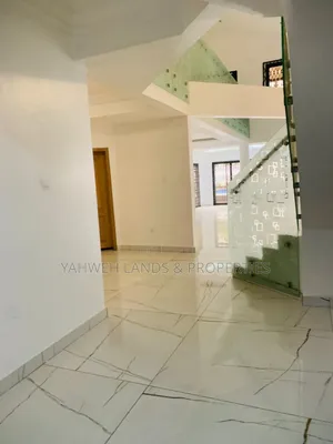 4bdrm House in Airport Residential Area for rent