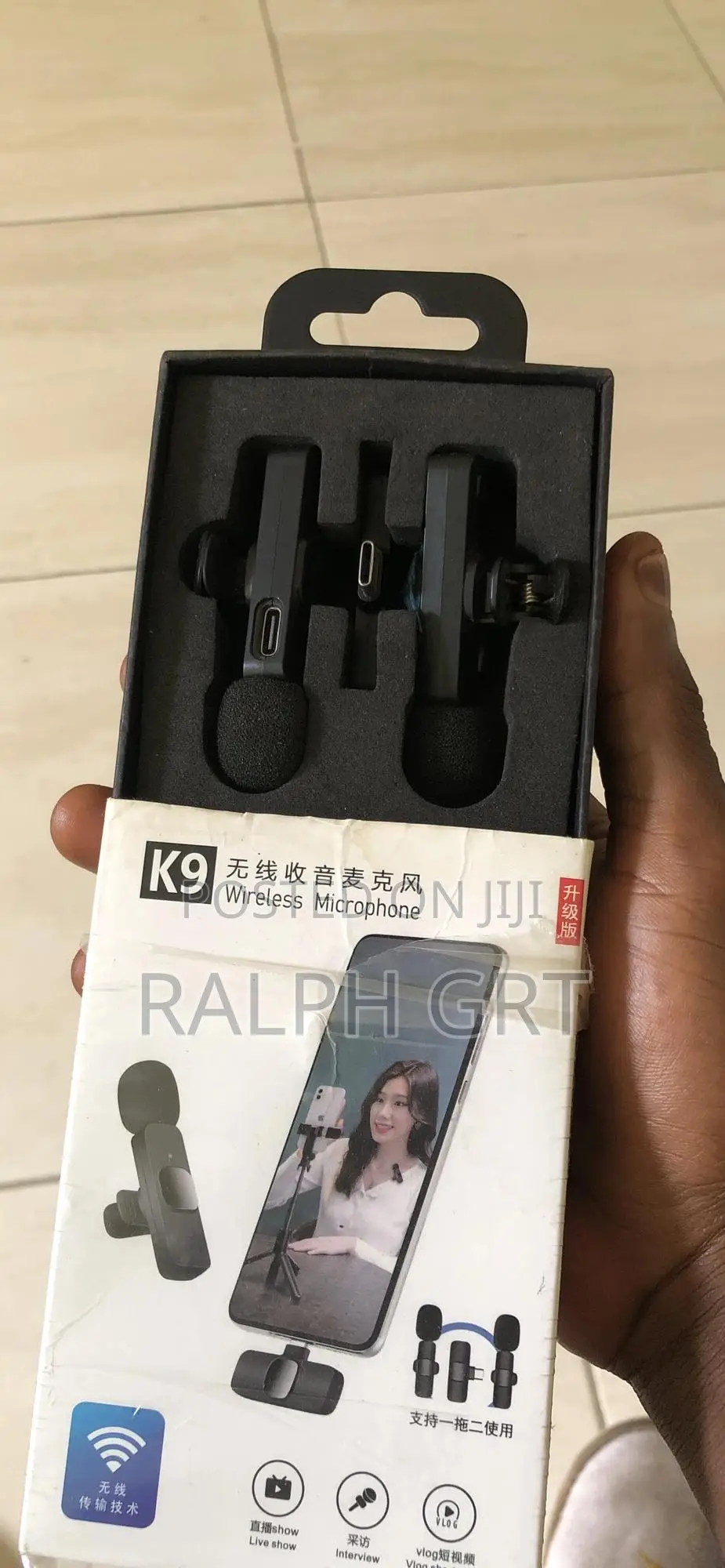 Black Wireless Microphone