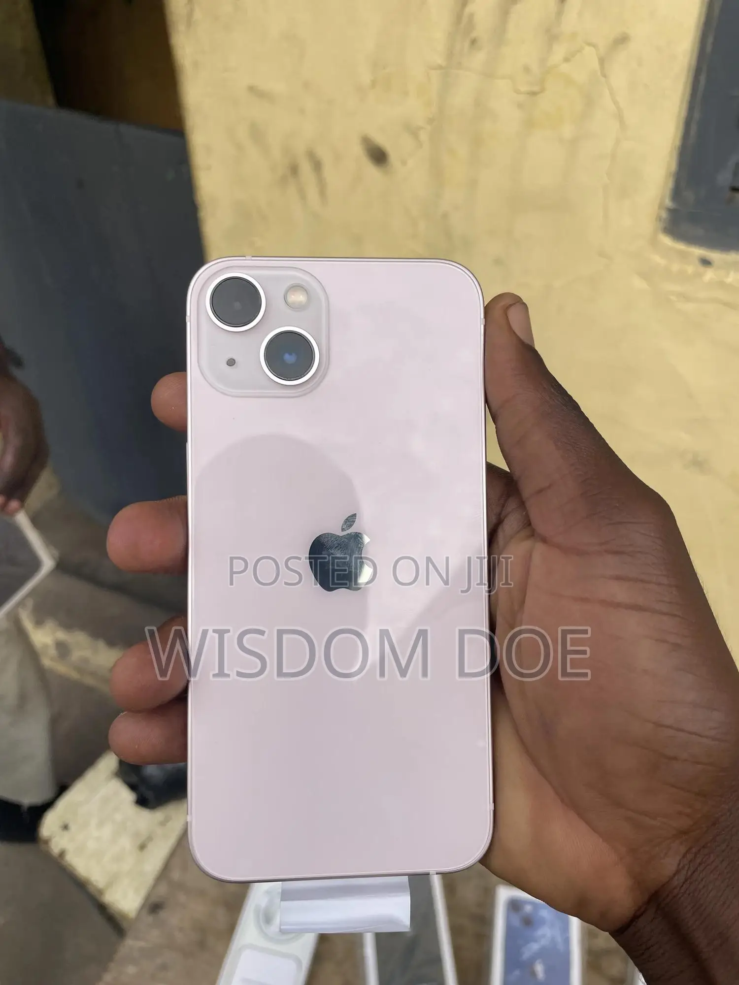 New Apple iPhone 13 256 GB