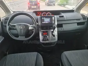 Toyota Voxy 2013 Black