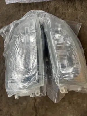 Toyota Hiace 1997 Headlight