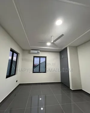 4bdrm House in Lakeside for sale