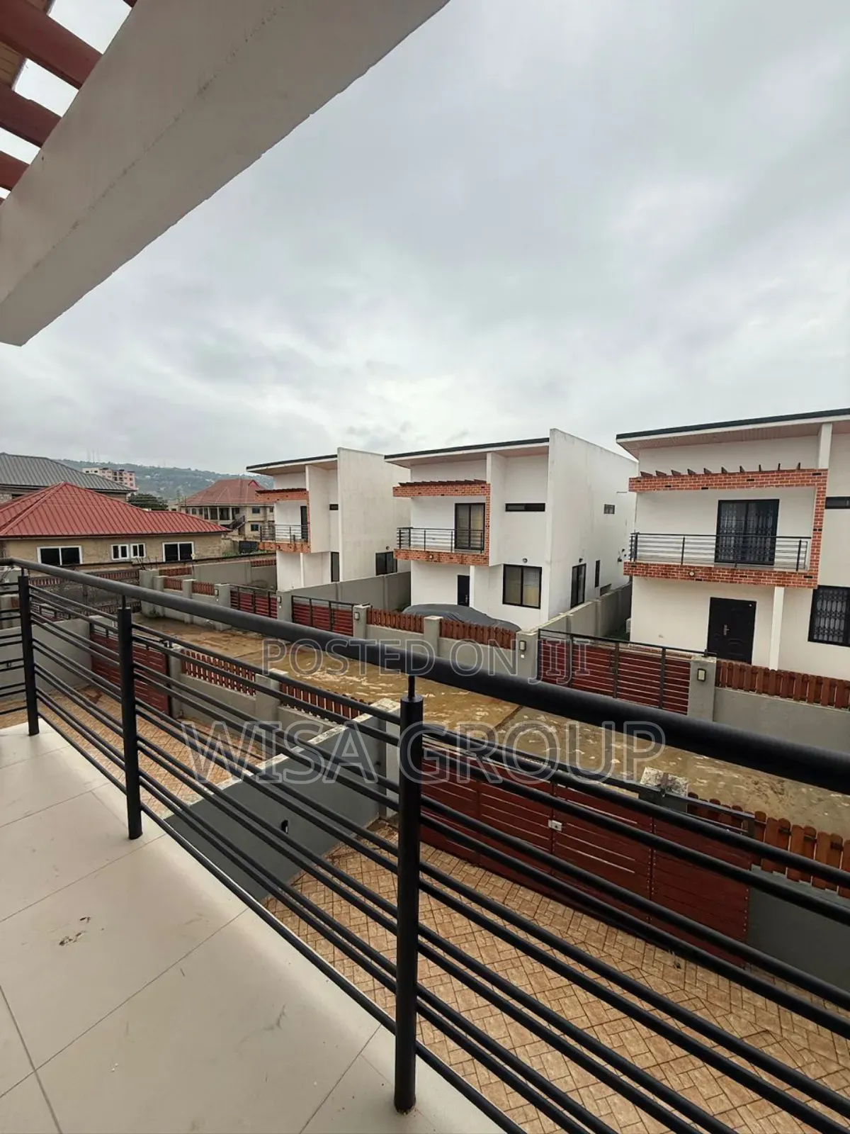 3bdrm Duplex in Wisa Group, Accra Metropolitan for rent