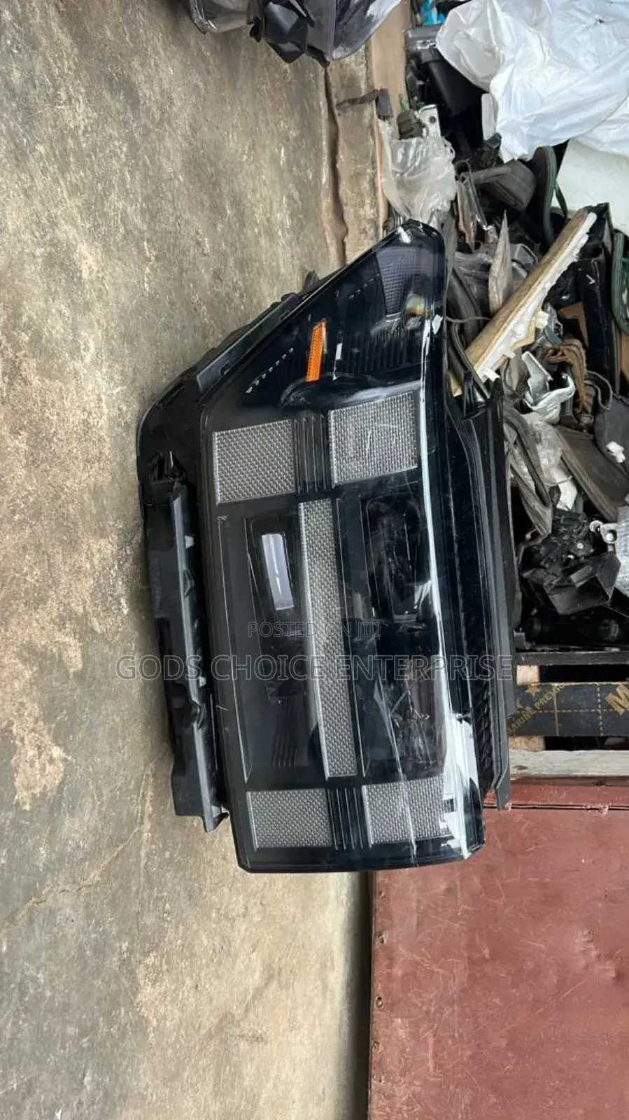 Headlight Santafe 2025