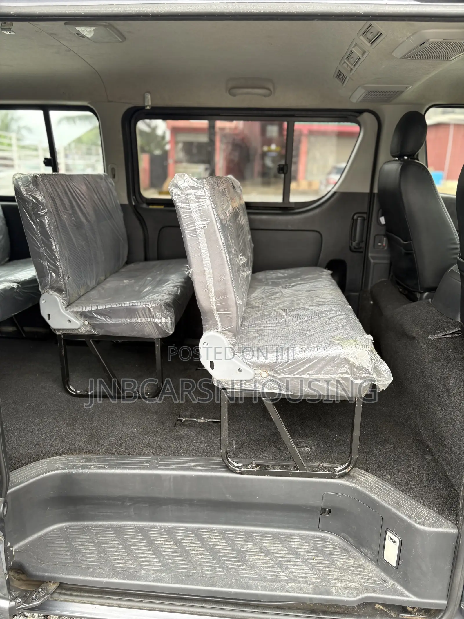 Toyota HiAce 2013 Grey