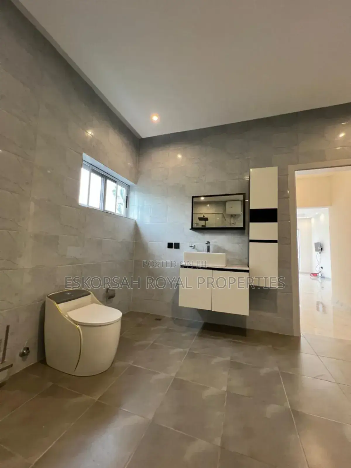 4bdrm House in New Legon for sale