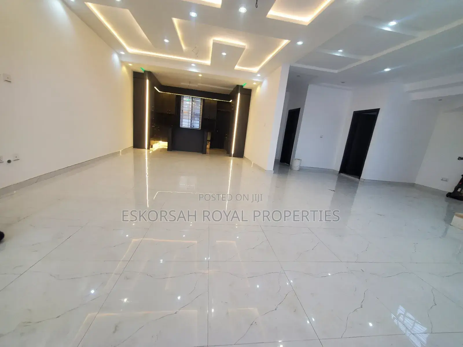 4bdrm House in Ashaley Botwe for sale