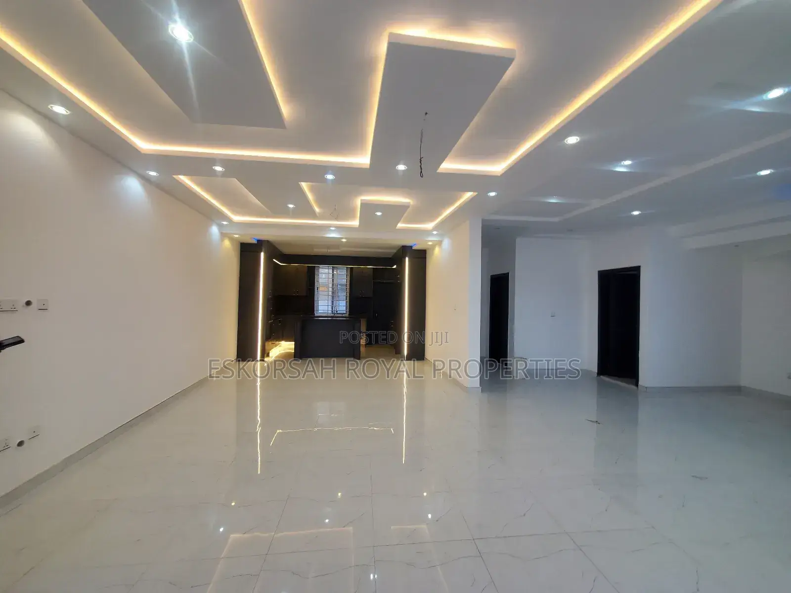 4bdrm House in Ashaley Botwe for sale