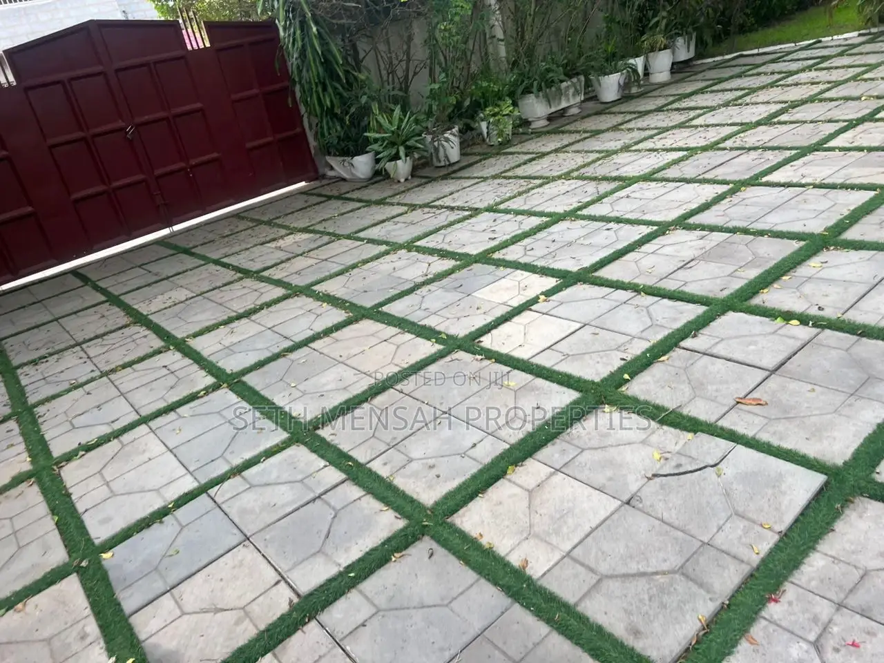 Furnished 2bdrm Apartment in Skm, Parakuo Estate for rent