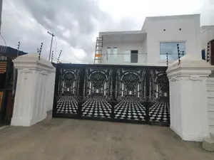 4bdrm House in Ashaley Botwe for sale