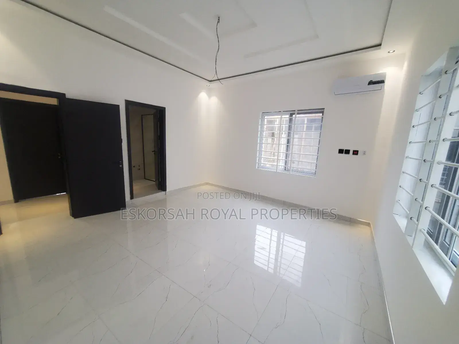 4bdrm House in Ashaley Botwe for sale