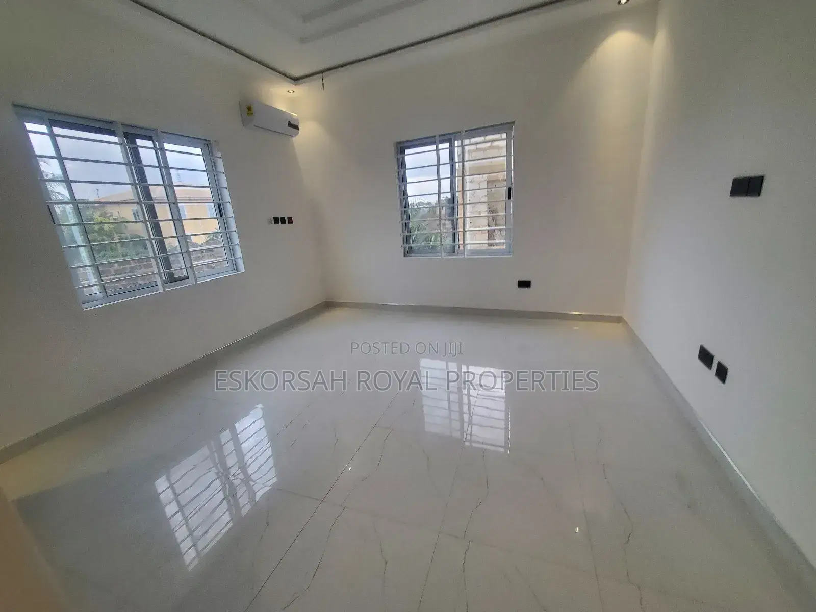 4bdrm House in Ashaley Botwe for sale