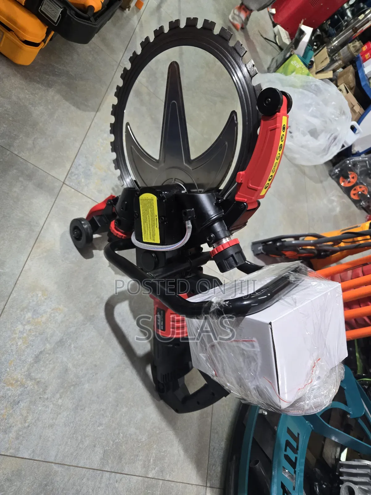 Wall Cutting Machine