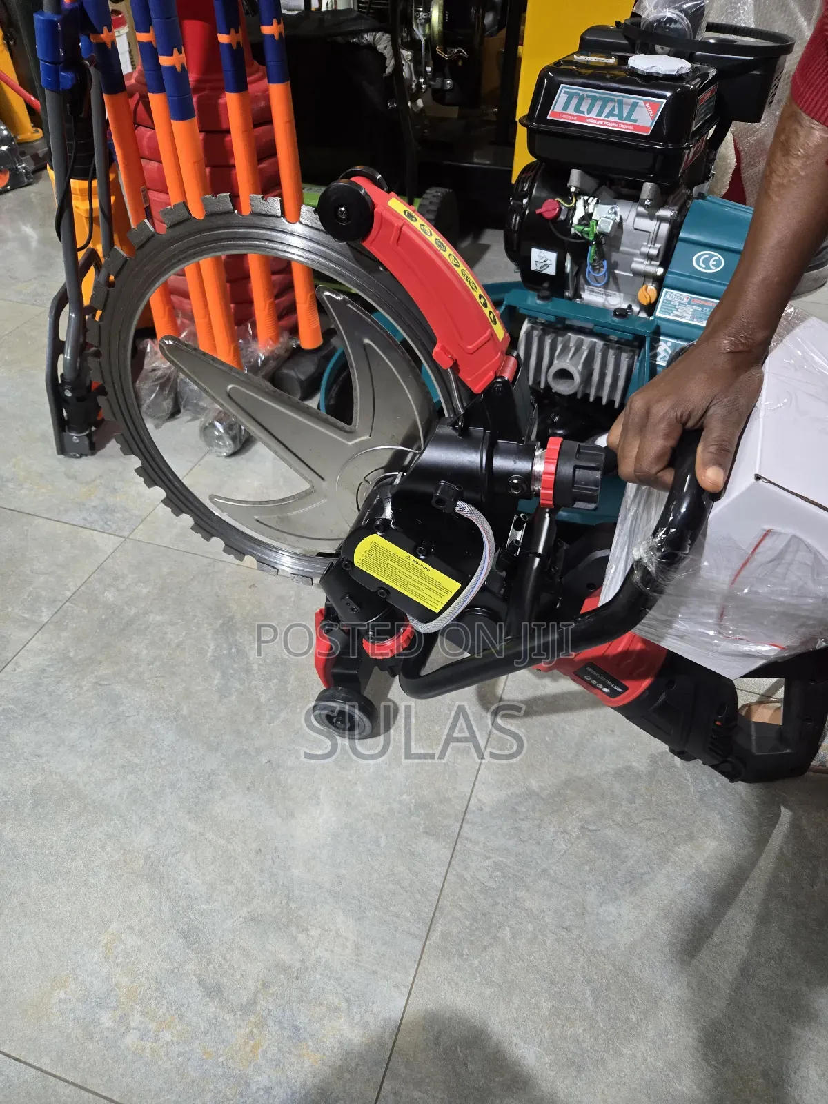 Wall Cutting Machine