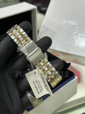 Versatile Quartz Movement Seiko Timepiece