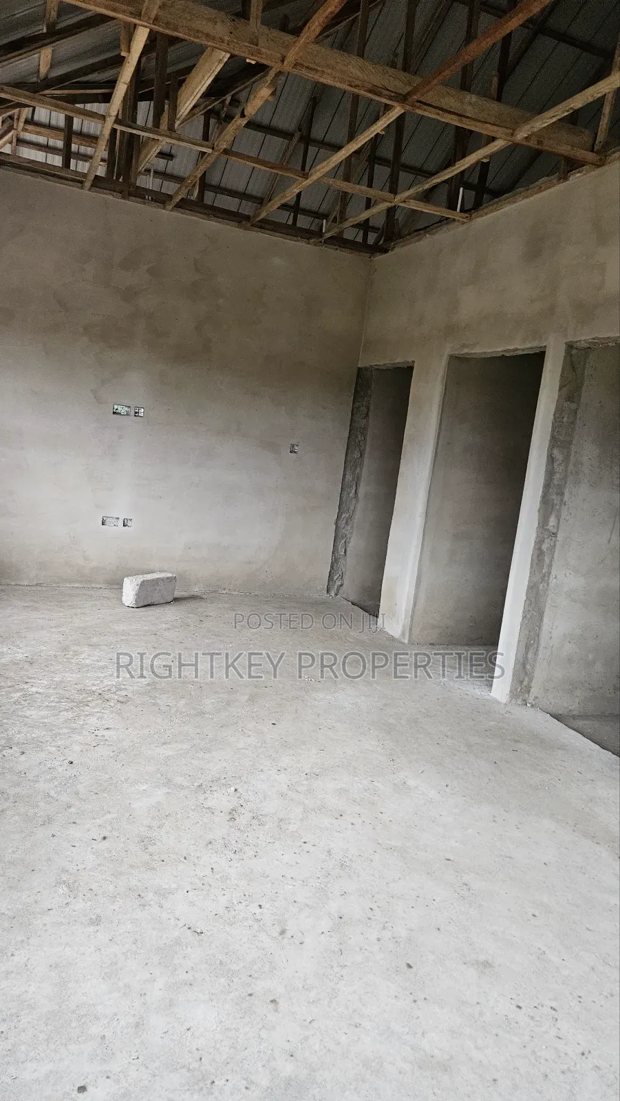 4bdrm House in Appiadu Kokoben, Kumasi Metropolitan for sale