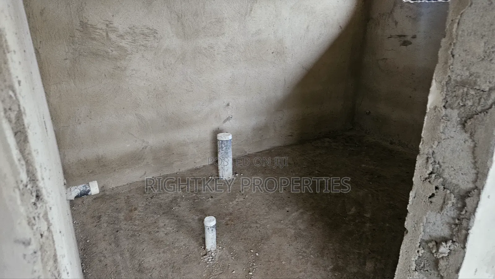 4bdrm House in Appiadu Kokoben, Kumasi Metropolitan for sale