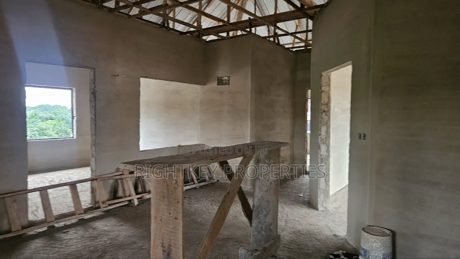 4bdrm House in Appiadu Kokoben, Kumasi Metropolitan for sale