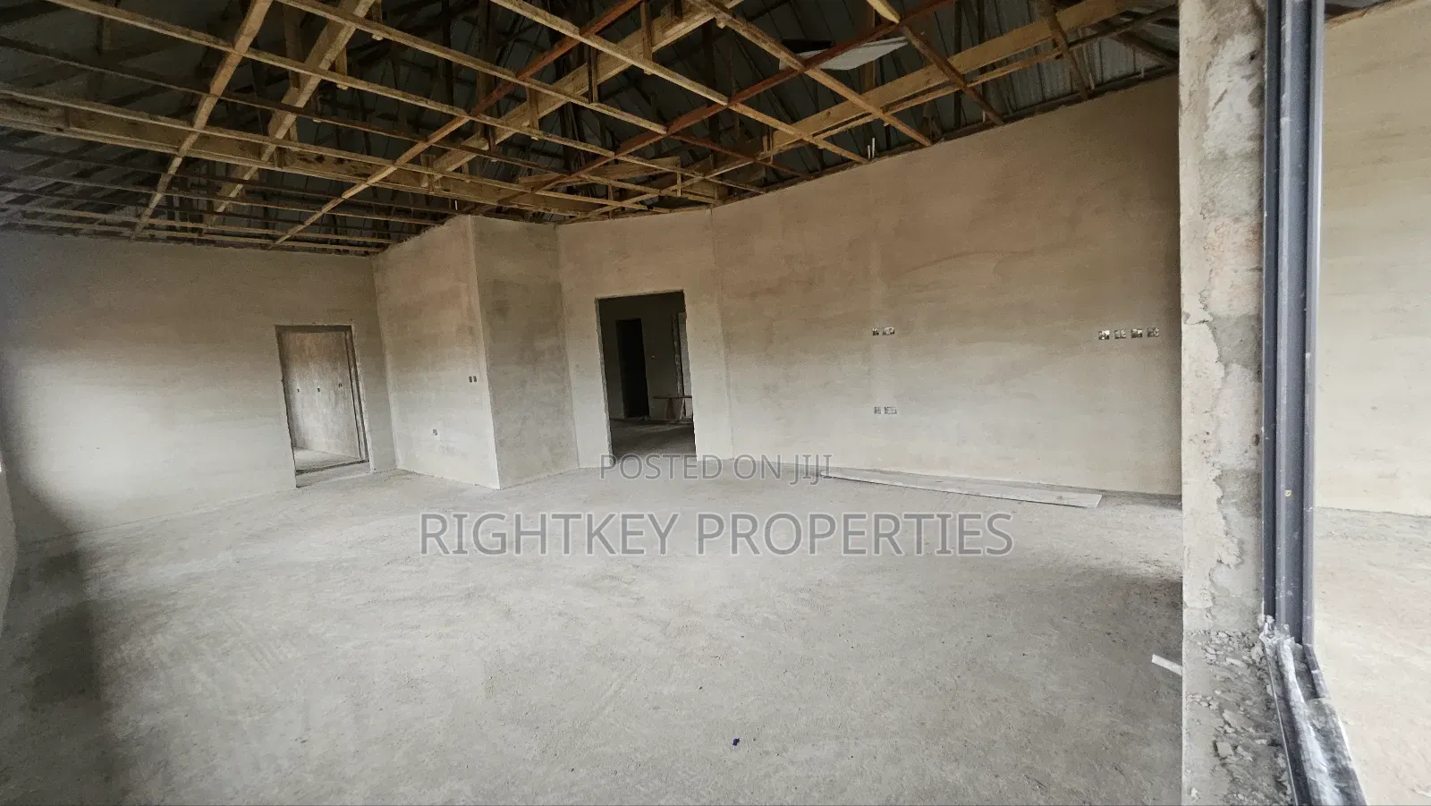 4bdrm House in Appiadu Kokoben, Kumasi Metropolitan for sale
