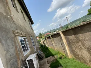 4bdrm Apartment in Nsawam, Ga West Municipal for rent
