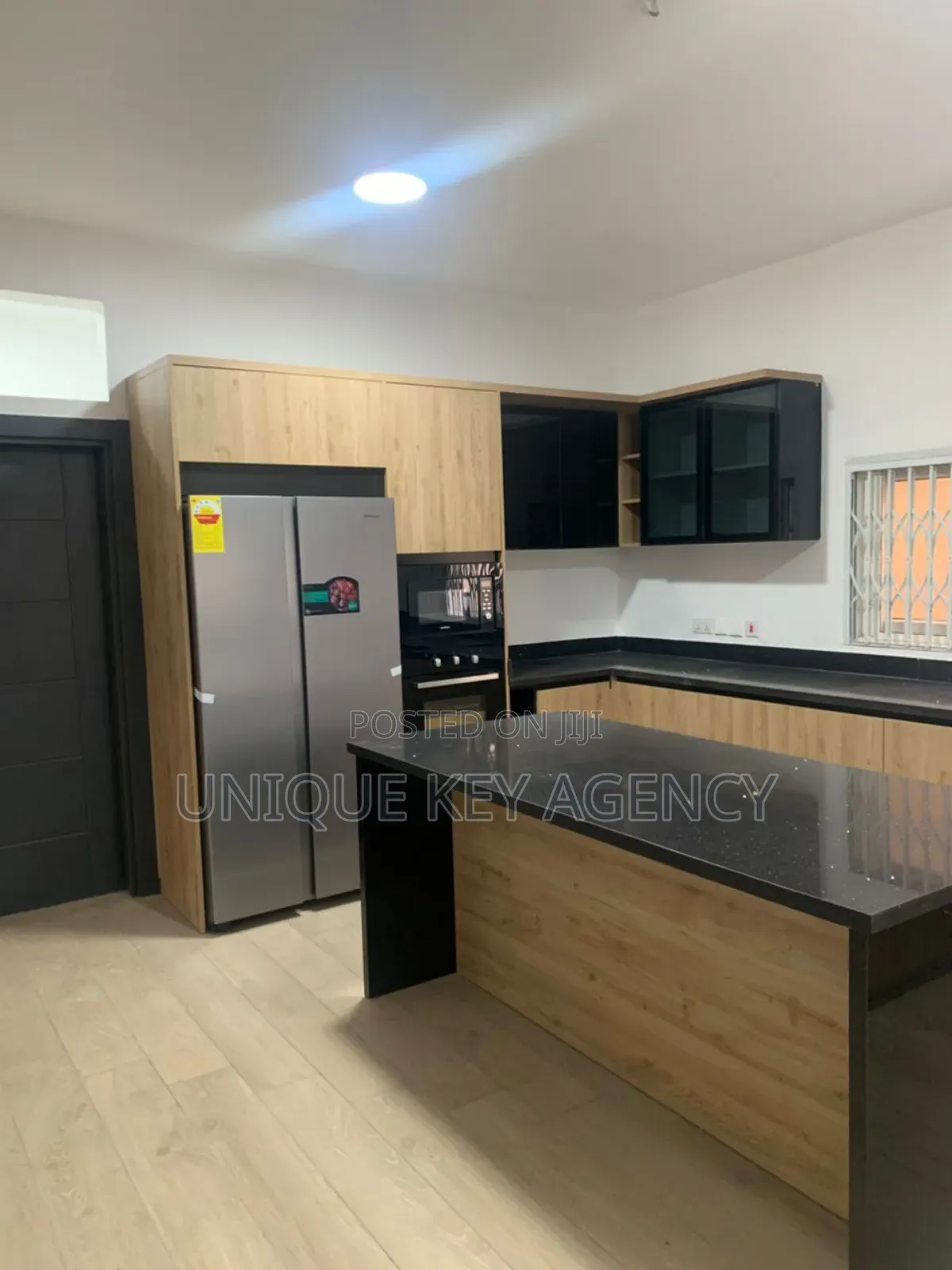 3bdrm House in Unique Key Agency, Spintex for rent