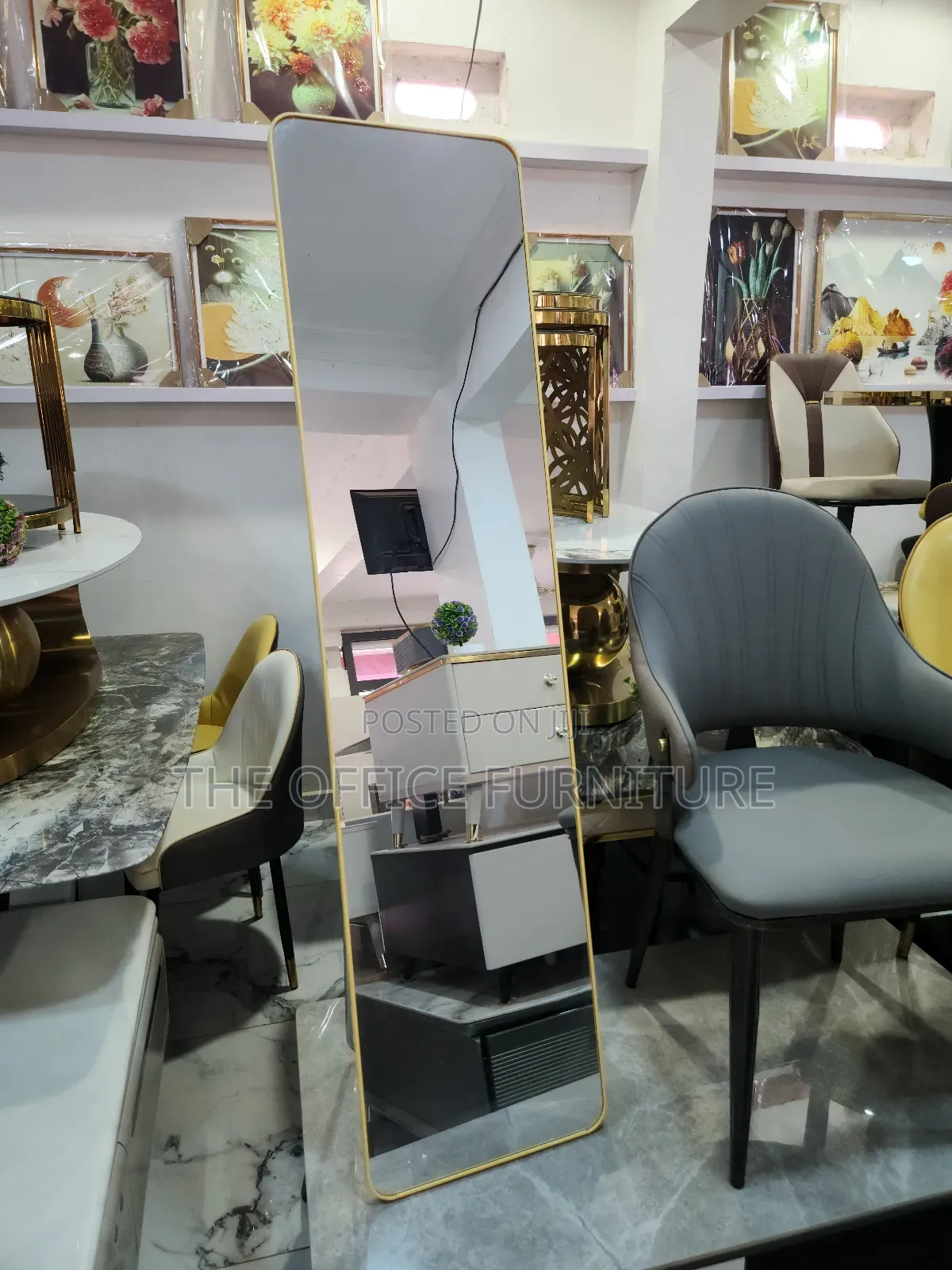 Frameless Standing Mirror